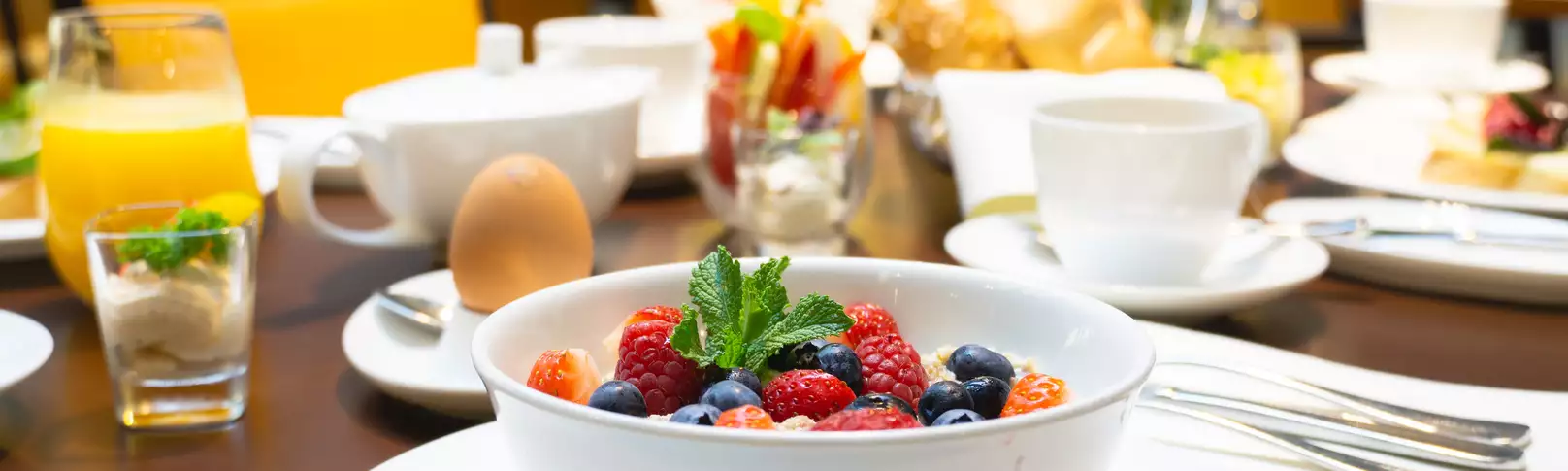 Frühstück im Atrium