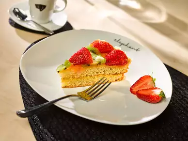 Erdbeertorte Elephant Lounge